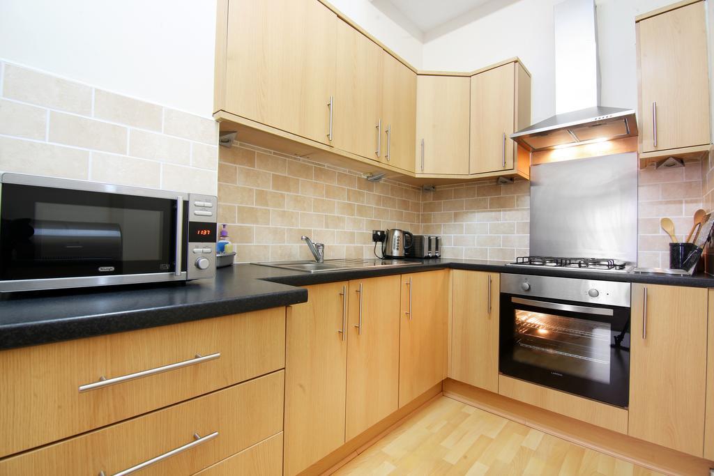 Townhead Apartments Glasgow Airport 페이즐리 외부 사진